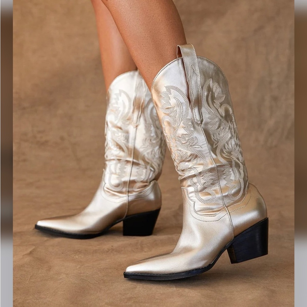 Oasis society champagne Metallica Amaya cowboy boots